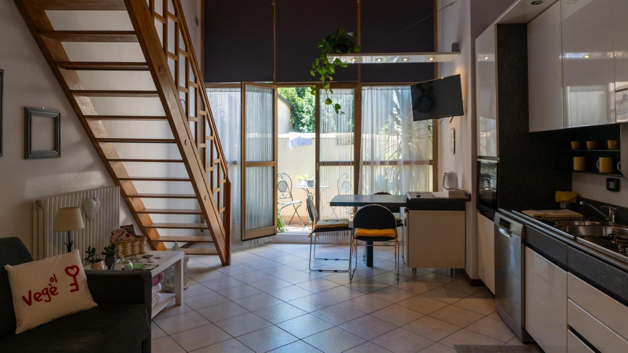 Ferienwohnung Ol Vege Casa In Centro Storico Scanzorosciate Exterior foto